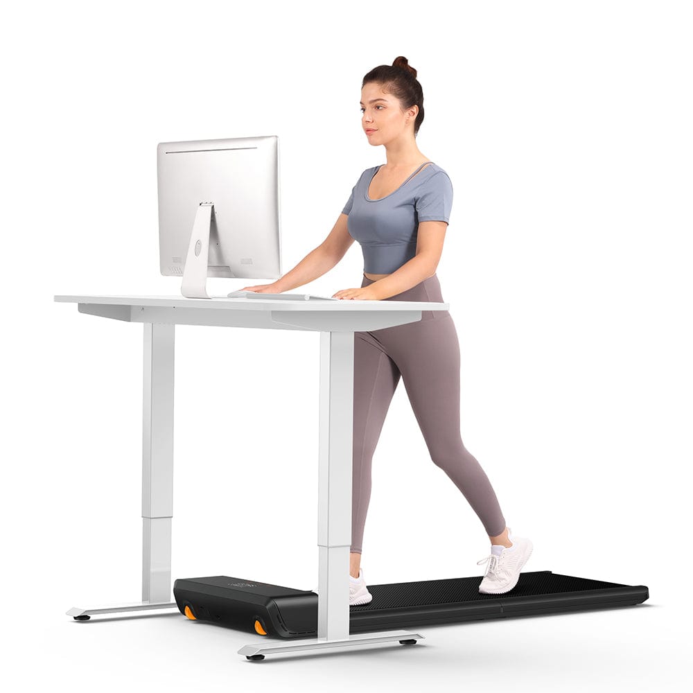 https://fittpad.com/cdn/shop/products/Walkingpad-A1pro-treadmill-4.jpg?v=1676744938&width=1000